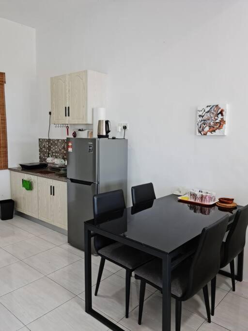 Full Moon Apartment Kuah Kültér fotó
